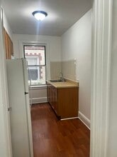 43-36 42nd St in Queens, NY - Building Photo - Building Photo
