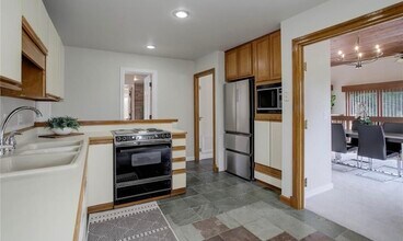 14810 Herring Rd in Colorado Springs, CO - Foto de edificio - Building Photo