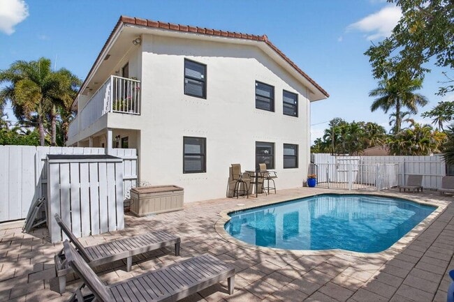 1501 NE 7th Ave in Fort Lauderdale, FL - Foto de edificio - Building Photo
