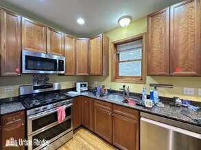 934 W Leland Ave, Unit 1 in Chicago, IL - Building Photo - Building Photo
