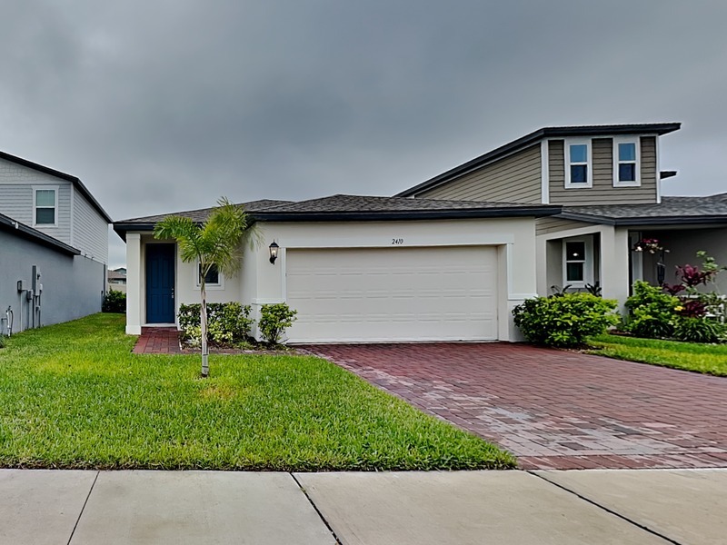 2410 Brassie Ct in Winter Haven, FL - Building Photo