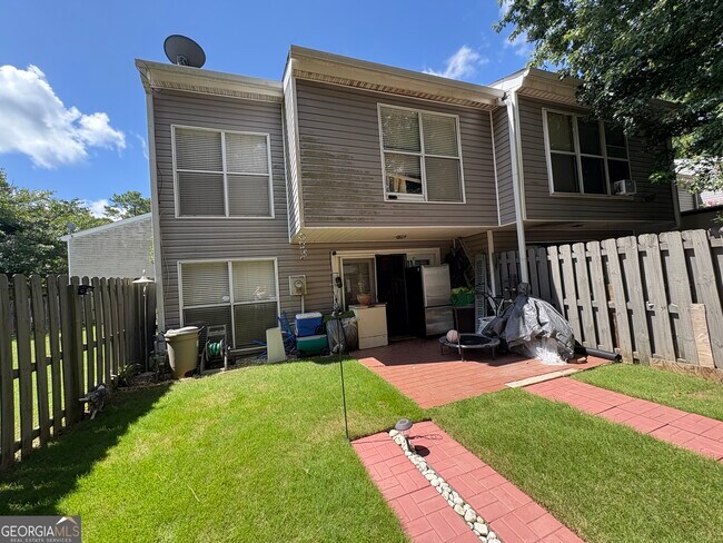 105 Governors Dr in Forest Park, GA - Building Photo - Building Photo