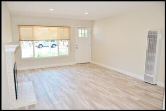 637 Enright Ave in Santa Clara, CA - Foto de edificio - Building Photo