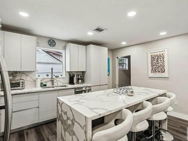property at 2300 Island Dr