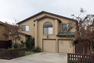 42nd Street Apartments in San Diego, CA - Building Photo - Building Photo