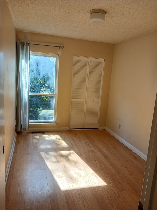 1346 Bradley Dr in Harrisonburg, VA - Building Photo - Building Photo