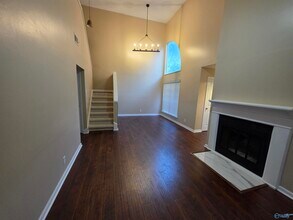 1127 Stones Throw Dr NW in Huntsville, AL - Building Photo - Building Photo