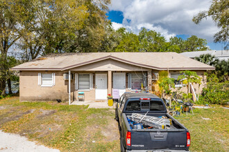 1302 E 137th Ave in Tampa, FL - Building Photo - Building Photo