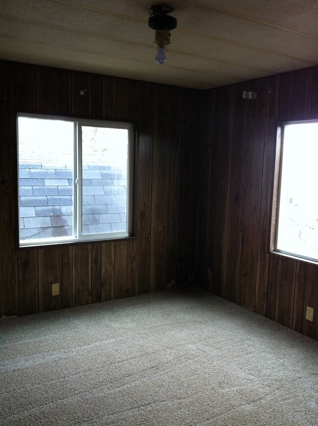 1309 N Pioneer Peak Dr in Wasilla, AK - Building Photo - Building Photo