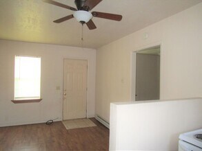 1014 N Bradley St in Weatherford, OK - Building Photo - Building Photo