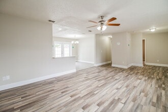 1441 Wendy Ct in Kissimmee, FL - Building Photo - Building Photo