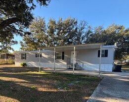 6638 Glen Meadow Dr in Lakeland, FL - Building Photo