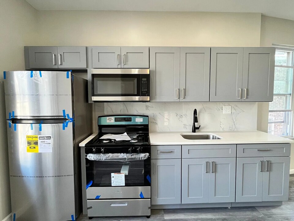 144 Stevens Ave in Jersey City, NJ - Building Photo