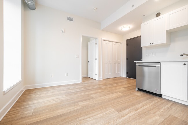 The Wellington Lofts in Kingston, ON - Building Photo - Interior Photo