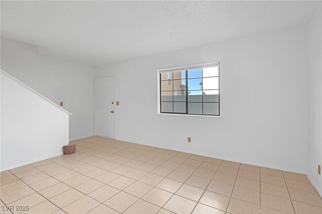 7030 Burcot Ave in Las Vegas, NV - Building Photo - Building Photo