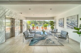 401 Golden Isles Dr, Unit 712 in Hallandale Beach, FL - Building Photo - Building Photo