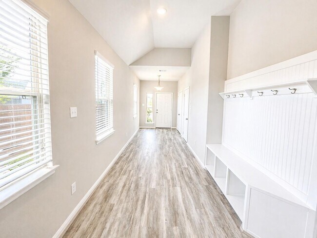 10443 Port Huron Ln