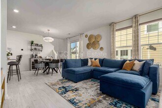 5957 N Liverpool St in Aurora, CO - Building Photo - Building Photo