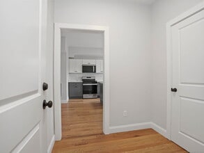 3 Seaview Ave in Stamford, CT - Building Photo - Building Photo