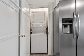 51 Granville Ave, Unit 1 in Malden, MA - Building Photo - Building Photo