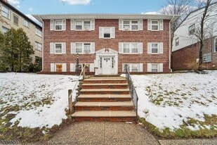 357 Franklin St in Bloomfield, NJ - Building Photo