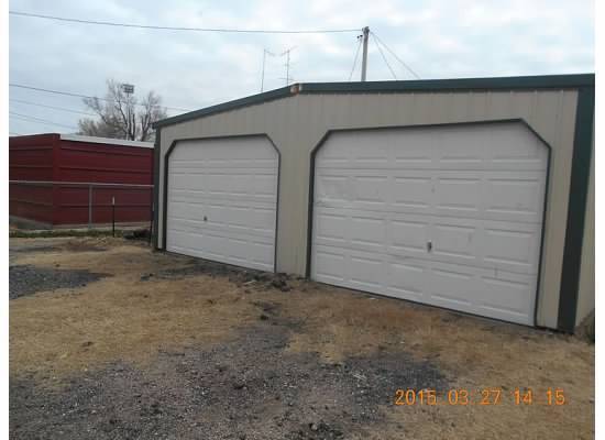 1436 Broadway Ave-Unit -1438 in Great Bend, KS - Building Photo - Building Photo