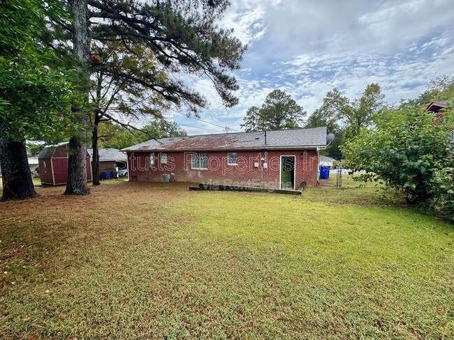 property at 1808 Nassau Blvd
