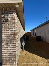2010 Cottonwood Ave in Wolfforth, TX - Building Photo - Building Photo