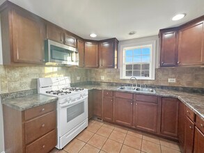 3135 Chicago Rd in Steger, IL - Foto de edificio - Building Photo