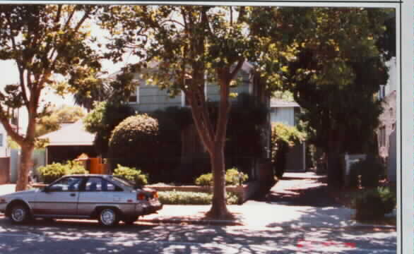 637-645 Stanford Ave in Palo Alto, CA - Foto de edificio