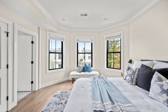 303 Maverick St, Unit 4 in Boston, MA - Building Photo - Building Photo
