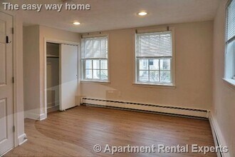 23 Lambert St in Cambridge, MA - Building Photo - Building Photo