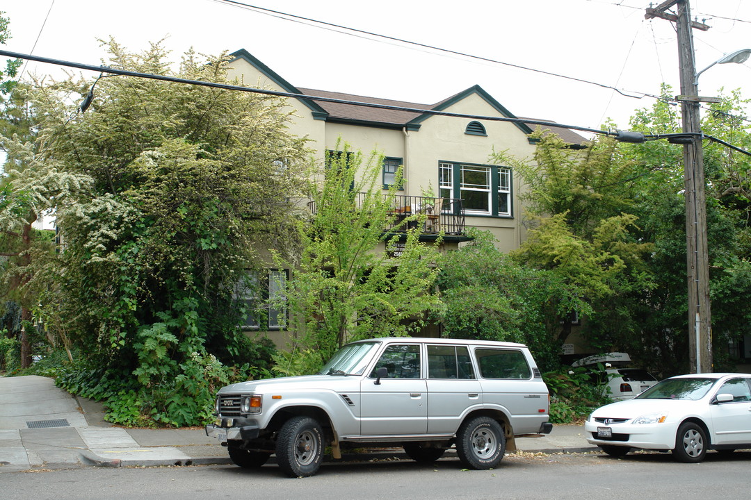 2540 Le Conte Ave in Berkeley, CA - Building Photo