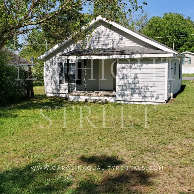 1212 Hight St in Henderson, NC - Building Photo - Building Photo