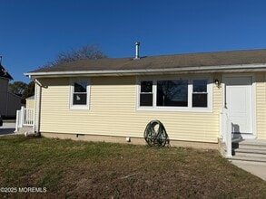 616 Ocean Gate Ave in Ocean Gate, NJ - Building Photo - Building Photo
