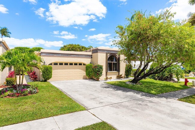 6727 Palermo Way in Greenacres, FL - Building Photo - Building Photo