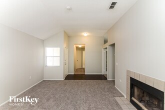 8103 Indian Bend in San Antonio, TX - Building Photo - Building Photo