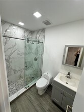 10445 NW 8th St, Unit 201 in Pembroke Pines, FL - Building Photo - Building Photo