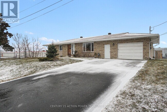 1149 Parisien St in Ottawa, ON - Building Photo - Building Photo
