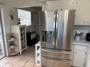 441 NE 5th Ct in Miami, FL - Building Photo - Building Photo