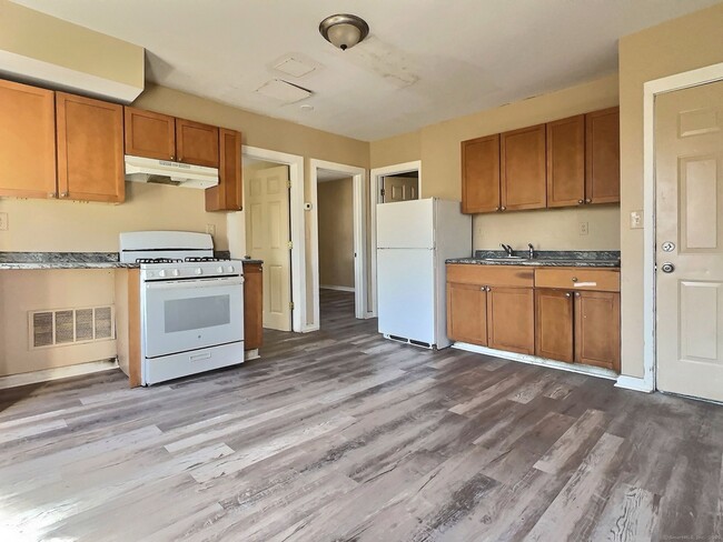 property at 340 Palisade Ave