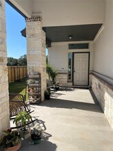 421 Cinnamon Teal Ln in Leander, TX - Building Photo - Building Photo