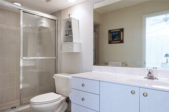 5901 Ashford Ln in Naples, FL - Building Photo - Building Photo