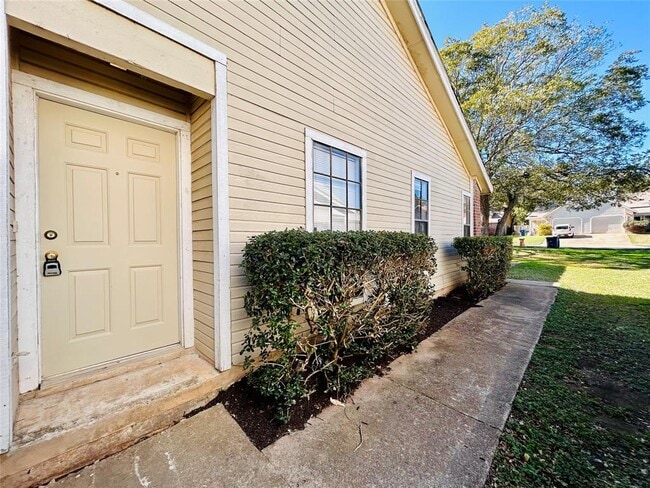 9317 Kempler Dr in Austin, TX - Building Photo - Building Photo