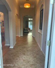 512 Millhouse Ln in Orange Park, FL - Foto de edificio - Building Photo