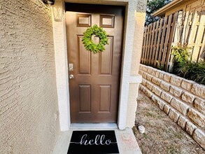 3300 Forest Creek Dr in Round Rock, TX - Foto de edificio - Building Photo