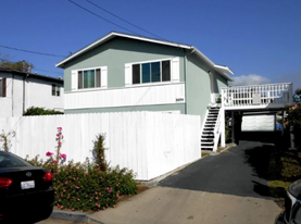 6694 Sabado Tarde Rd, Unit B in Goleta, CA - Building Photo