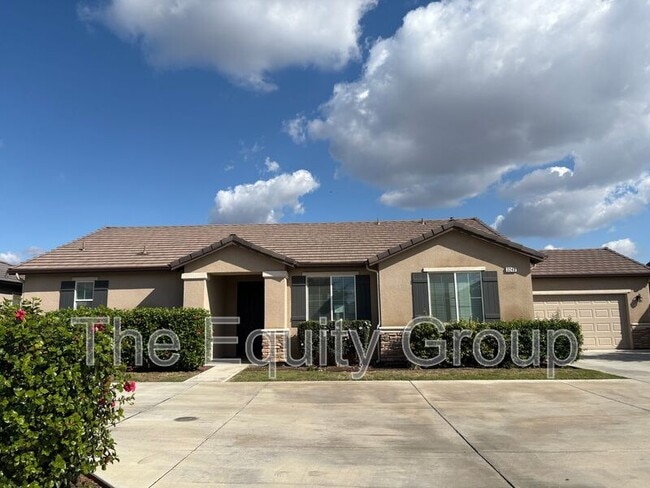 property at 3240 N Kent St