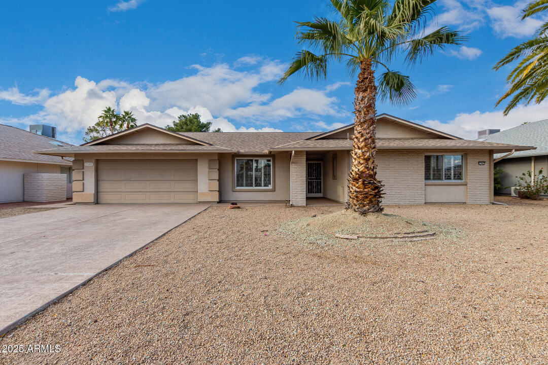 17602 N Conquistador Dr in Sun City West, AZ - Building Photo