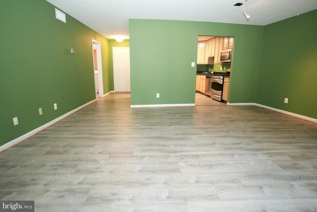 property at 4620 N Park Ave